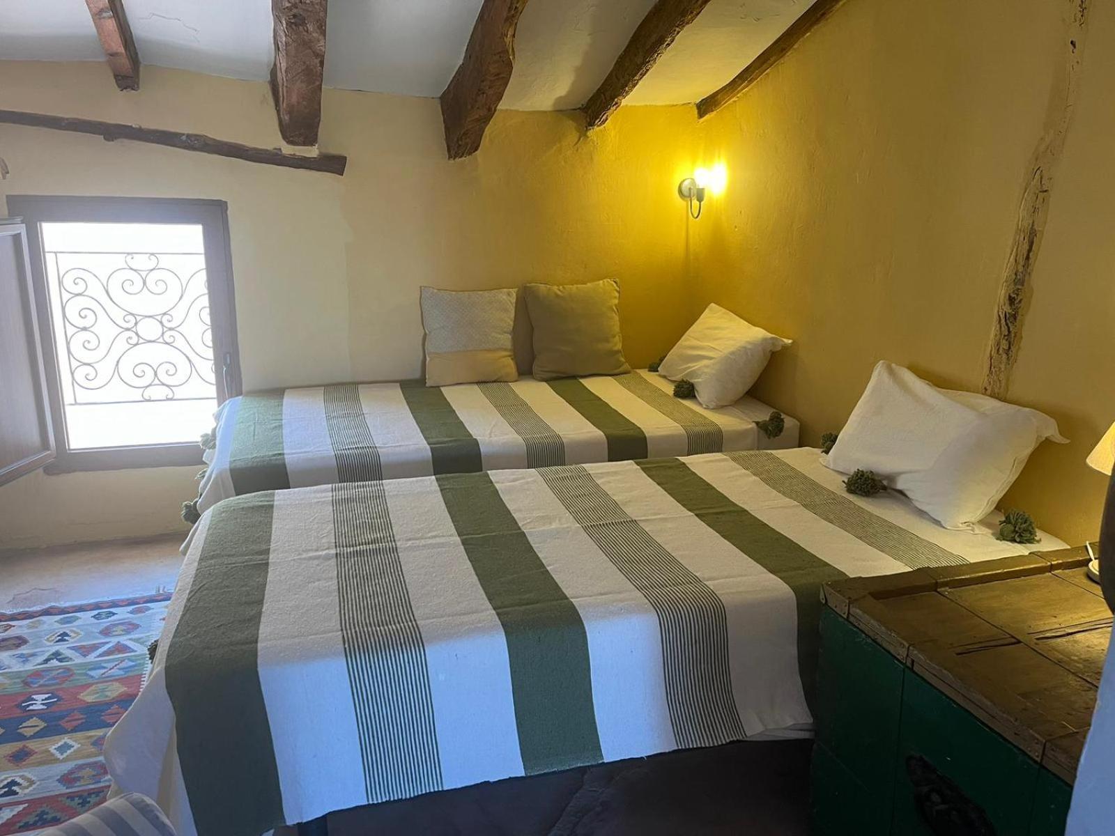 Casa Con Vistas Al Mar Y Patio De Buganvillas Aigues Kültér fotó